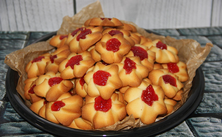 Печенье : Печенье "Курабье" по традиционному рецепту с фруктовым джемом