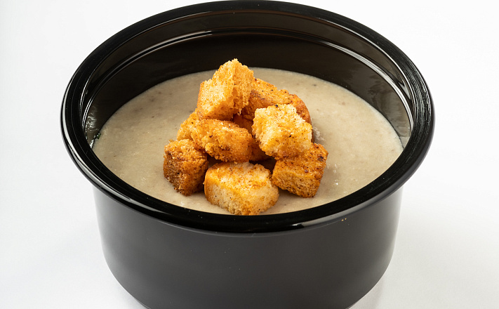 Супы для обеда : Грибной крем-суп с пшеничными сухариками