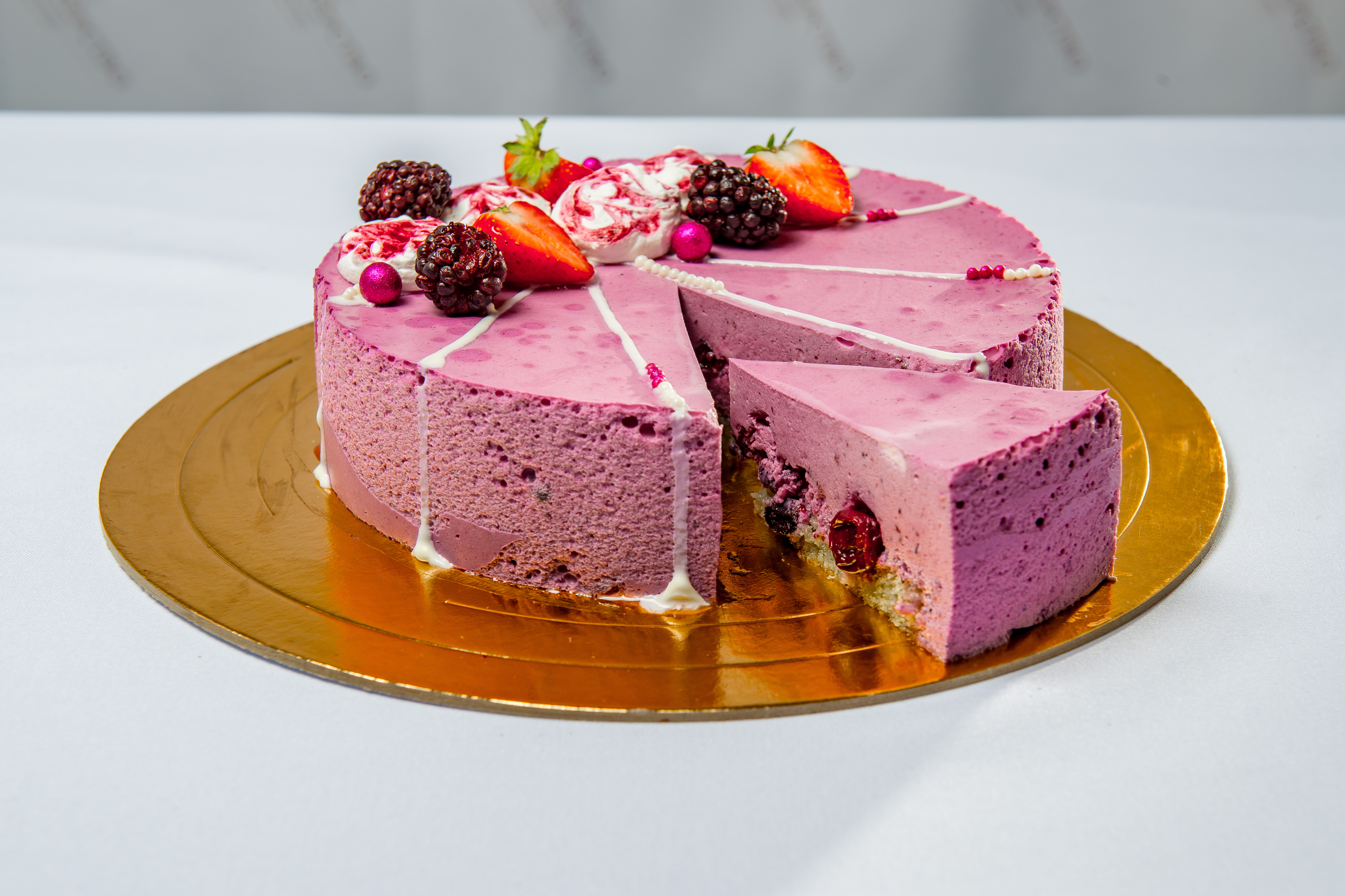 Йогуртовый торт: вкусно и легко