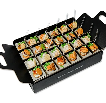 Ассорти птифур 24 штуки (с лососем, угрем, цыпленком и судаком)