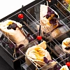 Рулетик из куриного филе с мясом криля и соусом лемонграсс
