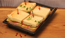 Сэндвичи : Мини-сэндвич с ветчиной и сыром за 151  руб. (превью)