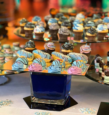 Десерты к 8 марта с доставкой