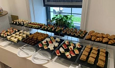 Фуршетный набор для бизнес-завтрака на 25 персон