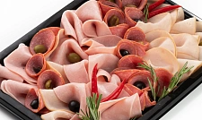 Мясной микс (индейка варёно-копчёная, сервелат варёно-копчёный, ветчина из индейки) с доставкой на ваше мероприятие (превью)