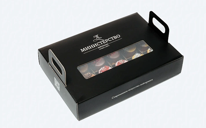 Сет муссовых десертов «Одри Хепбёрн» с доставкой в офис и на дом