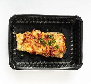 Минтай под шапкой из сыра, томатов и майонеза