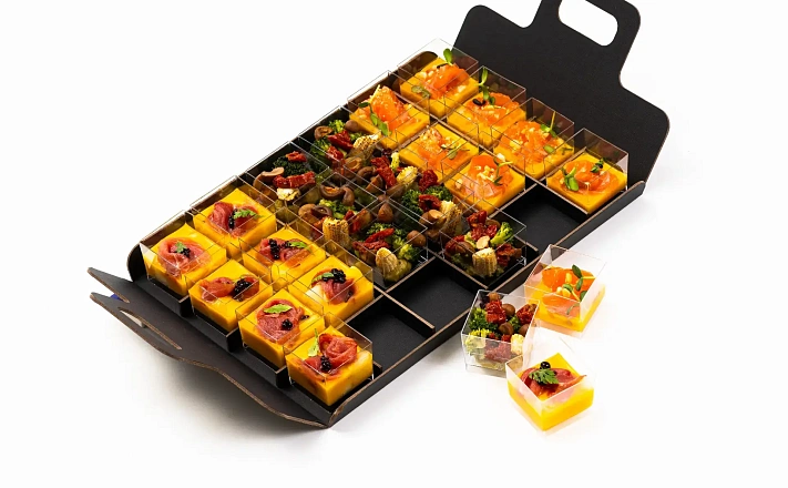 Набор канапе «Евгений Онегин» с доставкой на ваше мероприятие