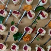 Авторский мексиканский ролл с мягким сыром, лососем и дайконом