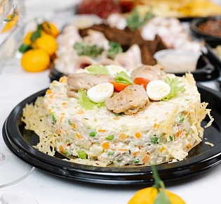 Набор холодных закусок для домашнего банкета