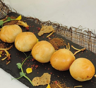 Пирожки с мясом из дрожжевого теста