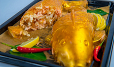 Холодные закуски : Заливное из двух видов рыб со сливочным хреном за 2 016  руб. (превью)
