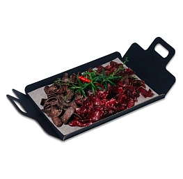 Мясное ассорти по-кавказски: казы, бастурма, суджук