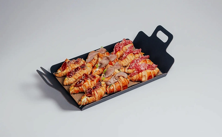 Мини-бургеры и круассаны : Трио круассанов «Импрессионизм»