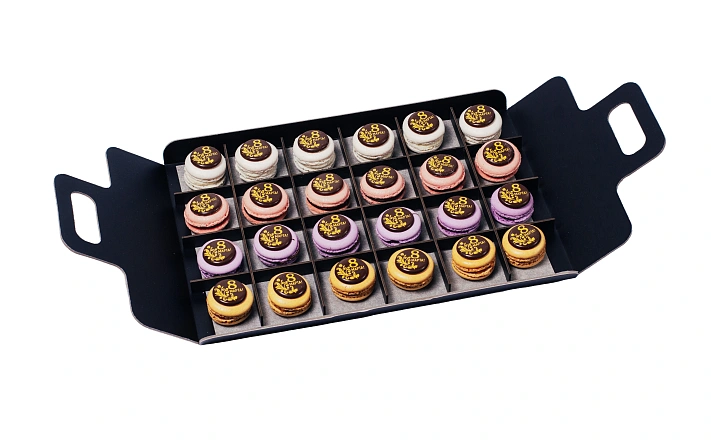 Десерты : Набор макаронс к 8 марта «Гала»