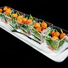 Сыр тофу с рукколой и сегментами красного грейпфрута