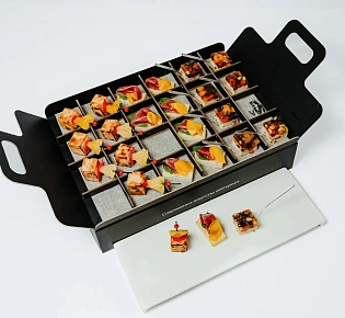 Фуршетный набор канапе и мини закусок "Птичка с кроликом"