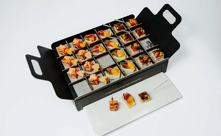 Фуршетный набор канапе и мини закусок "Птичка с кроликом" с доставкой на ваше мероприятие