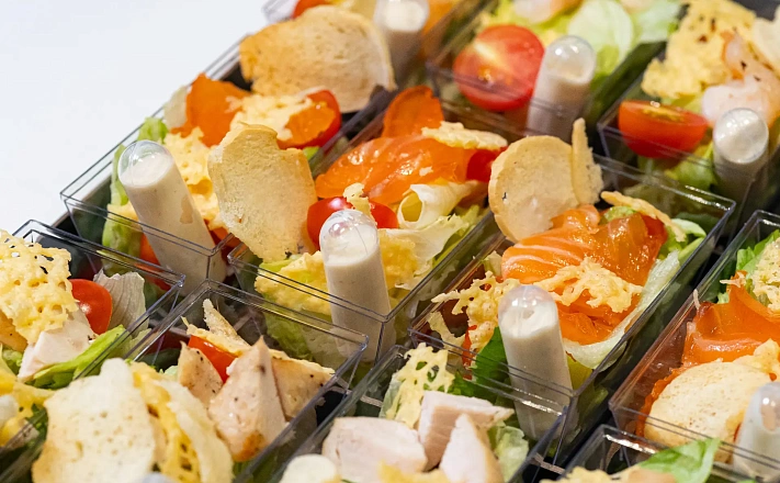 Сет салатов «Боттичелли» с доставкой на ваше мероприятие