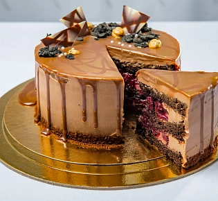 Шоколадный торт "Пьяная вишня"