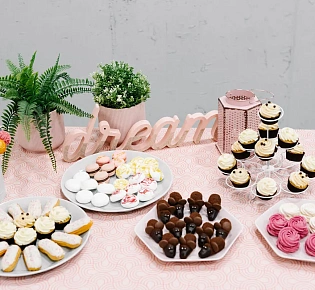 Сладкий фуршетный сет на 8-10 персон