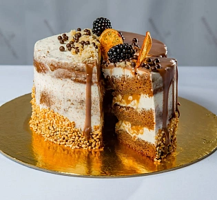 Торт "Сникерс"