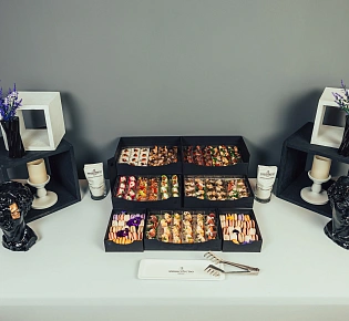 Фуршетный набор к 8 марта «Василиса Премудрая»