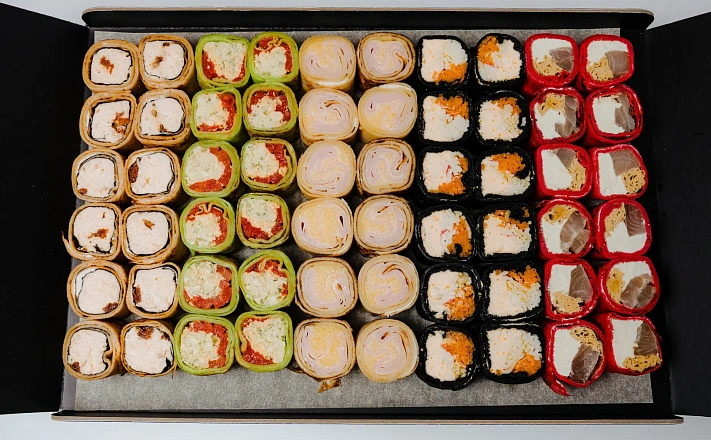 Блинный квинтет с ассорти начинок с доставкой на ваше мероприятие