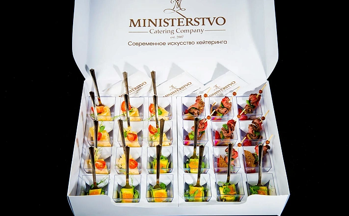  : Фуршетный сет "Мясной" (24 шт.)