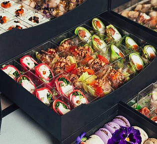 Фуршетный набор к 8 марта «Василиса Премудрая»