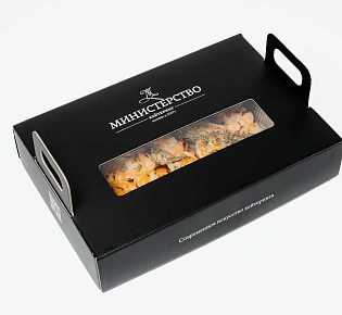 Тигровые креветки на шпажке, приготовленные на гриле