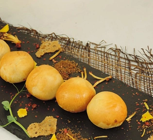 Пирожки с мясом из дрожжевого теста