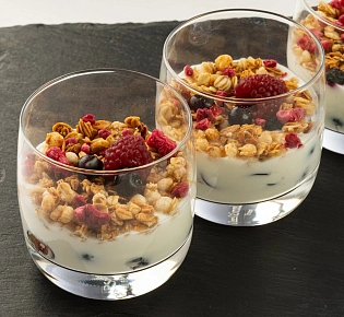 Йогуртовое парфе из маскарпоне и мюсли