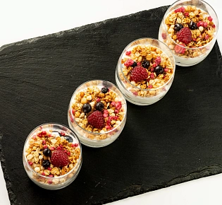 Йогуртовое парфе из маскарпоне и мюсли