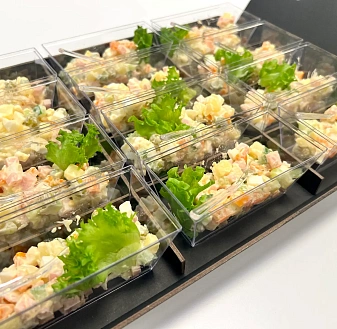 Мини салат "Оливье" в классическом исполнении