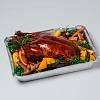 Томлёная утка с яблоками, черникой и сосновым вареньем